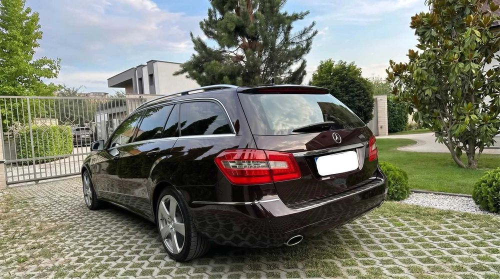 Mercedes-Benz E 350 CGI - W212 - 2011г - AMG пакет
