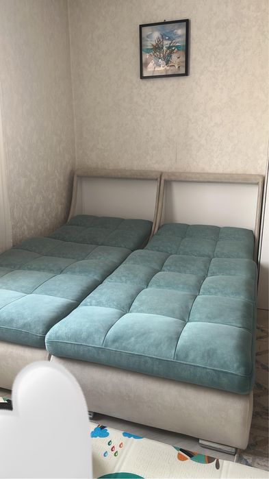 Продаю две кресла.