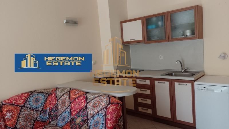 Продава се Двустаен апартамент в к.к. Златни пясъци - 59 кв.м за 1530 €/кв.м - Снимка #2