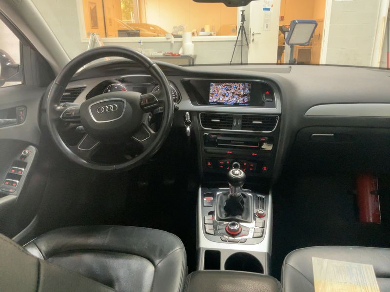 Audi A4 2.0 TDI ultra Attraction 2015