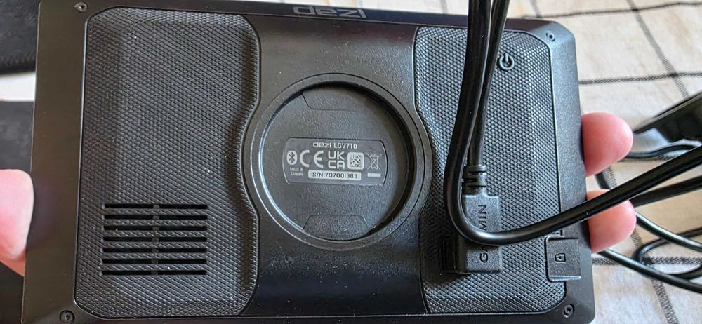 Навигация за камион Garmin Dezl 710 7 инча най-новите карти за цяла Европа и Турция