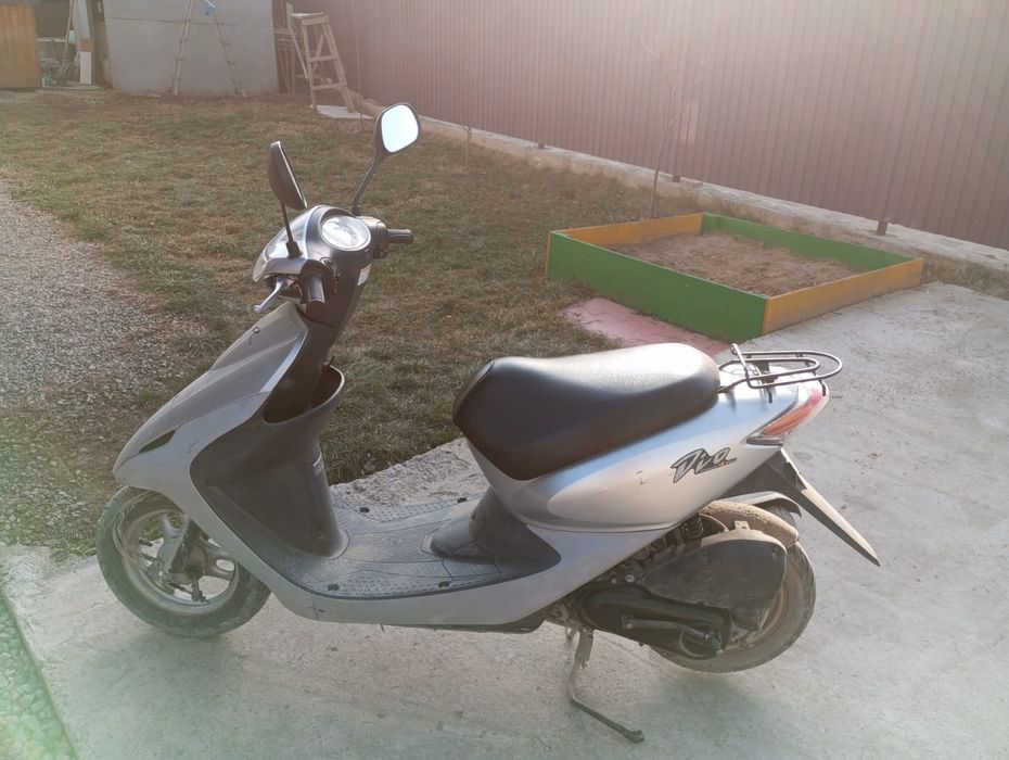 Мопед 2000 Honda dio