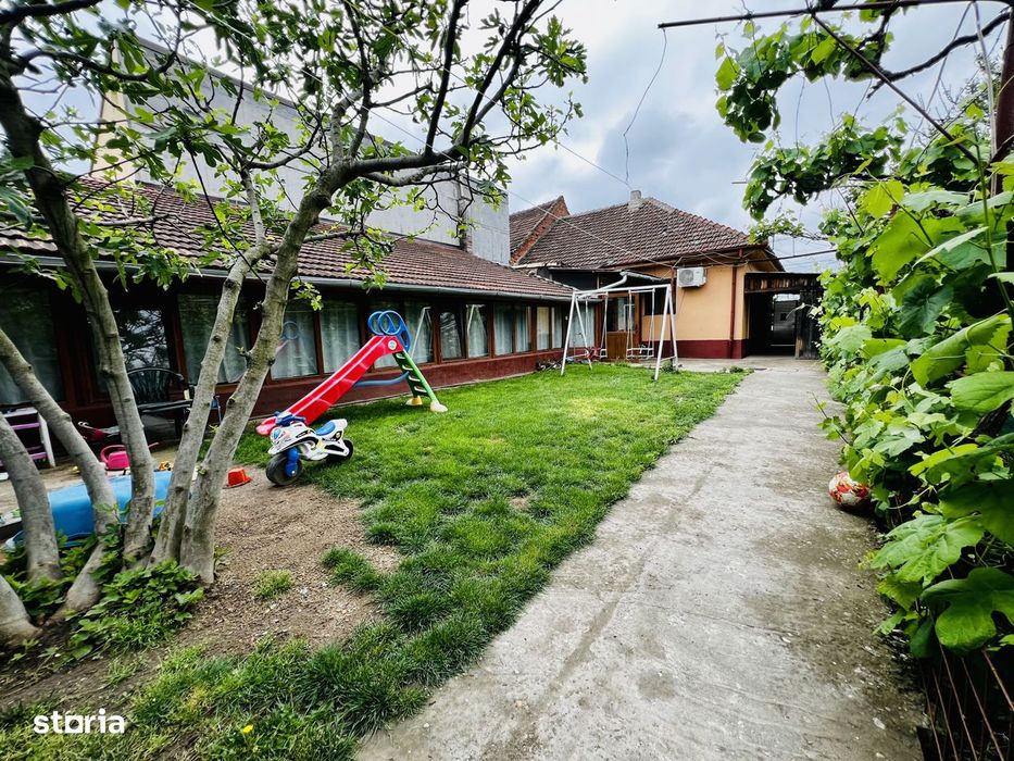 Casa individuala 5 camere si teren 1187 mp - Zona Mehala, Timisoara