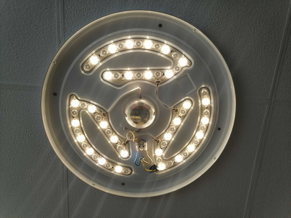 ПЛАФОН с дистанционно