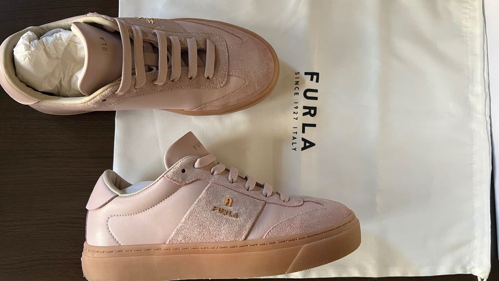 Оригинални FURLA кецове