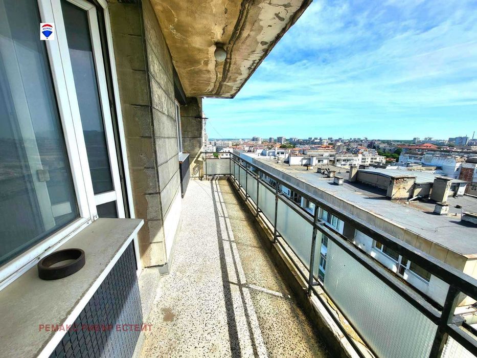 Продава се Тристаен апартамент в Русе, Широк център - 87 кв.м за 1034 €/кв.м - Снимка #5