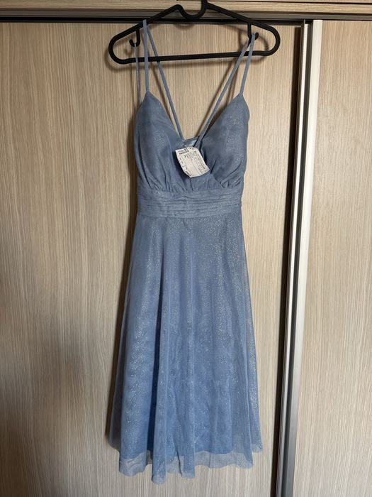 Официална рокля с брокат Jake’s