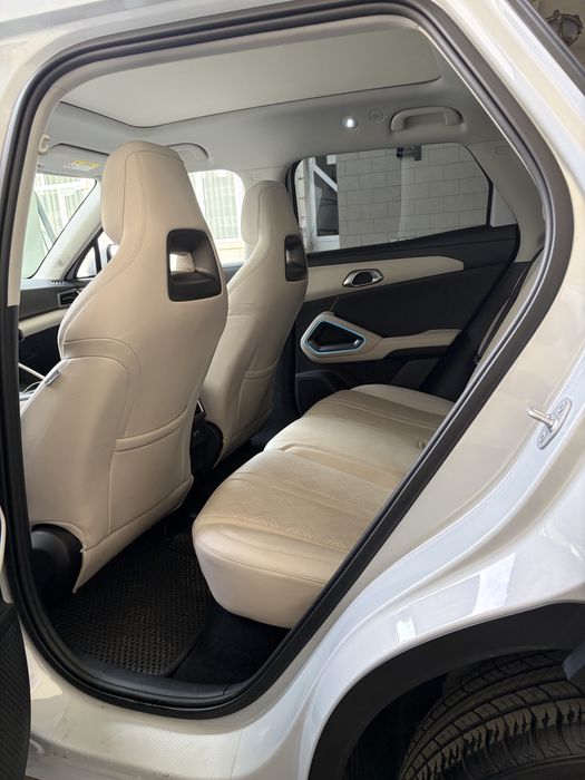 Byd yuan up 401 km 2025 yil smart dop opsiya