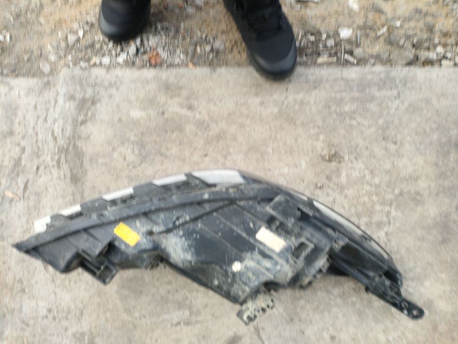 Фара левая Hyundai Solaris , Accent .