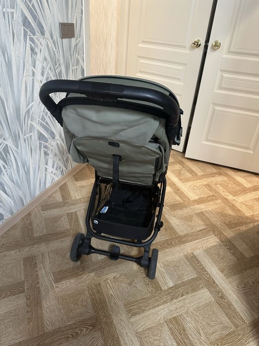 Продается коляска Easywalker