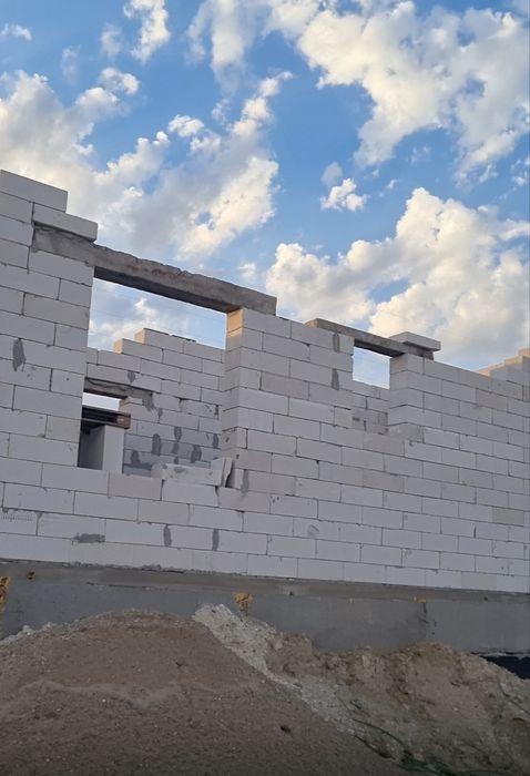 Продается дом не достроенный