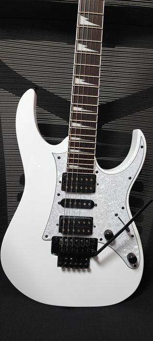 Продам Ibanez RG 450 DXB