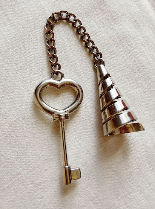 Продам фурнитуру и подвеску декор