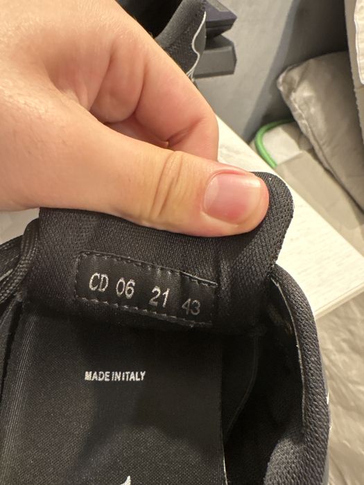 Vand Dior b30 marimea 43 negociabil