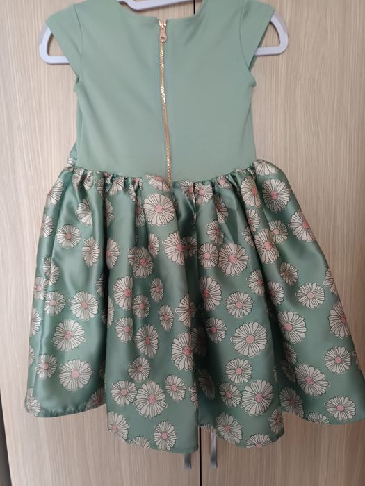 Красива и евтина,6-8г.Н&М