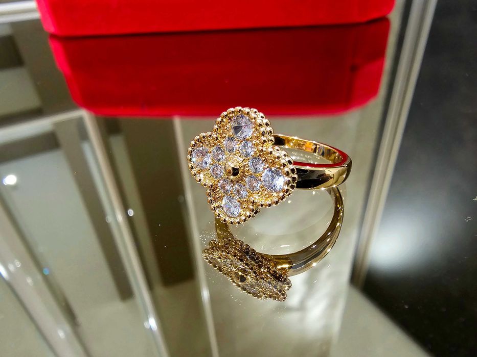 Van Cleef & Arpels VCA Rose Diamond Alhambra Clover Дамски Пръстен