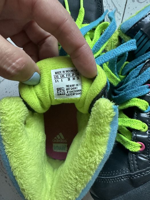 Маратонки adidas