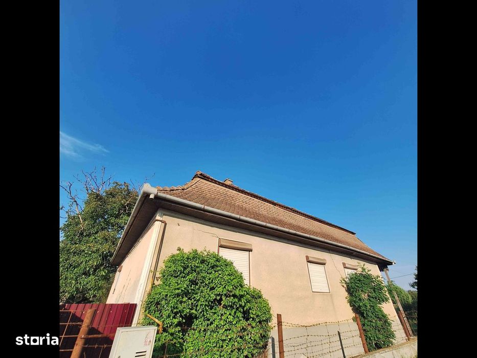 Casa de vanzare in Cipau langa lac