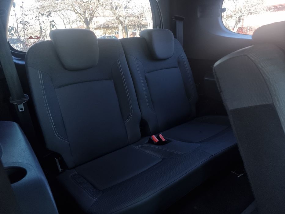 Dacia Lodgy 1.2 Benzina 7 Locuri An 2014