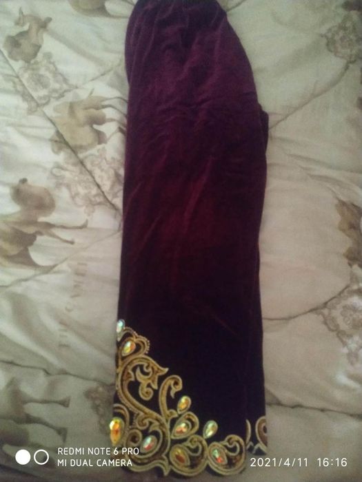 Zardo'zi kelinlar libosi sotiladi razmer 48