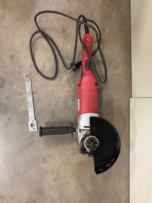Ъглошлайф 180mm 1400W/Предпазител за прахоулавяне за ъглошлайф 180mm с адаптери