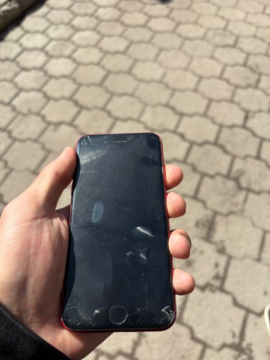 iphone se 2020 обмен или продам