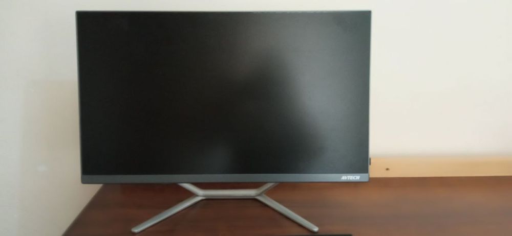 Monoblok intel Core i7-9700 3 GHz operativka 24 gb