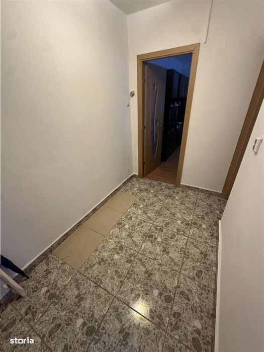 2 camere cu centrala proprie si balcon