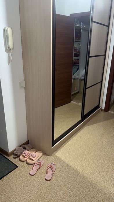 Продам шкаф купе