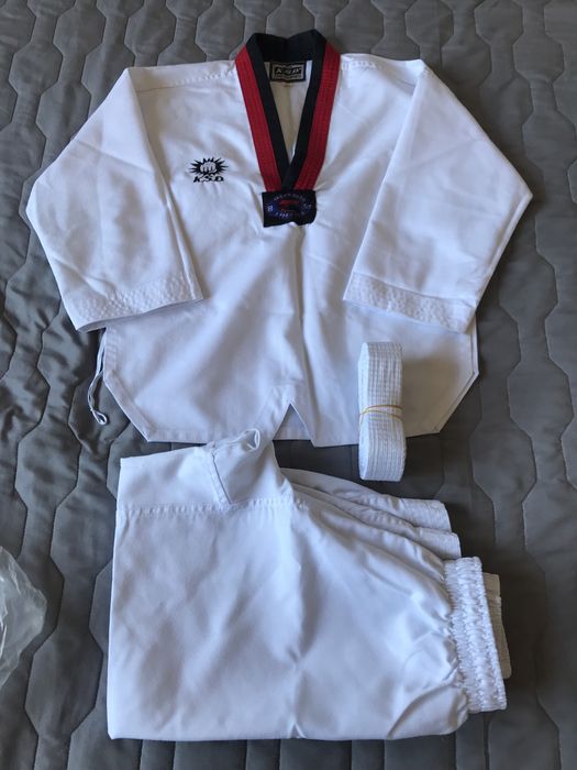 Продам форму для тэквандо