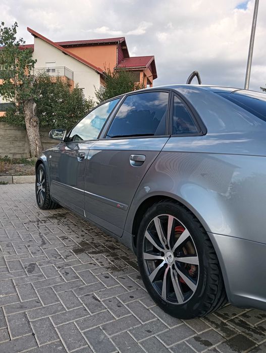 Vând Audi A4 B7 S Line