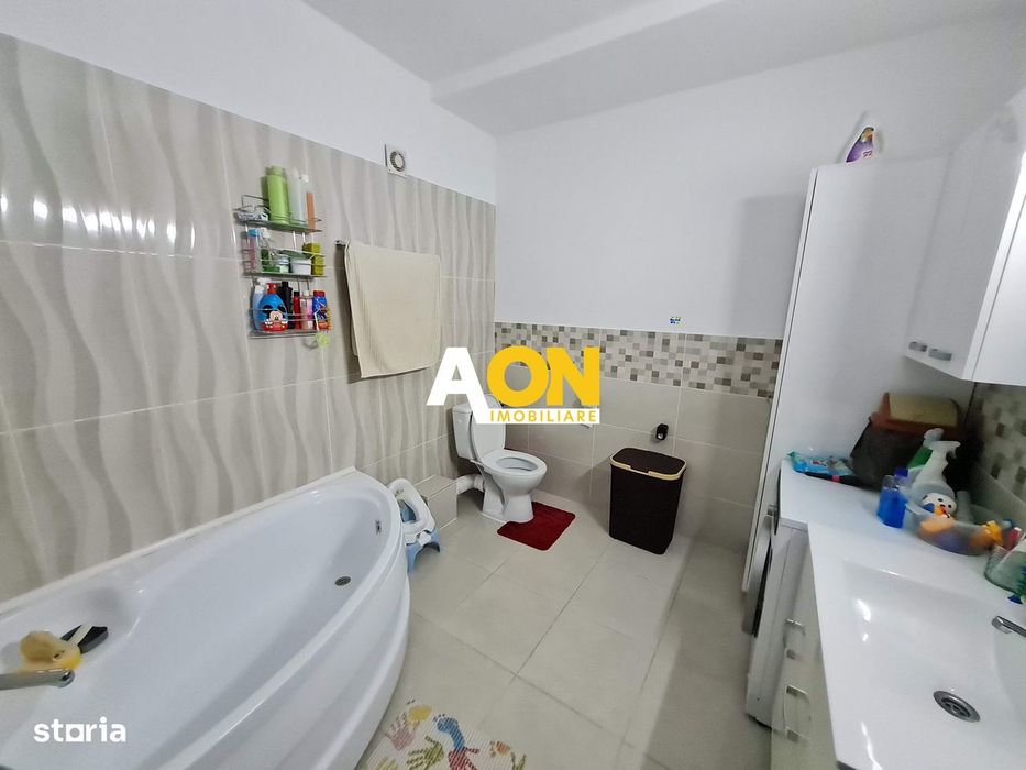 Apartament 3 Camere, 83 mp, Decomandat, Cu Garaj la Subsol