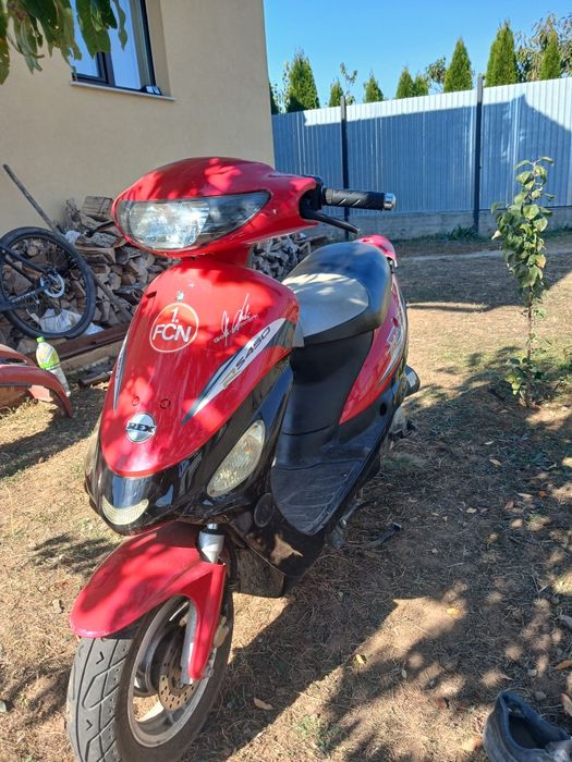 Vând scuter 50cc