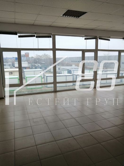 Дава се под наем Офис в Варна, Кайсиева градина - 420 кв.м за 2142 € - Снимка #1