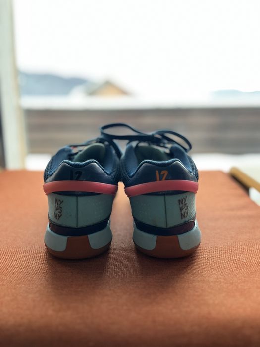 Pantofi Baschet Ja Morant 2. Marime 43