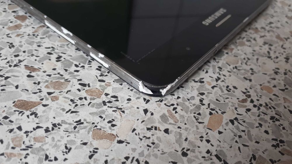 Планшет Samsung Galaxy Tab Pro 8.4 16GB LTE  Android 9