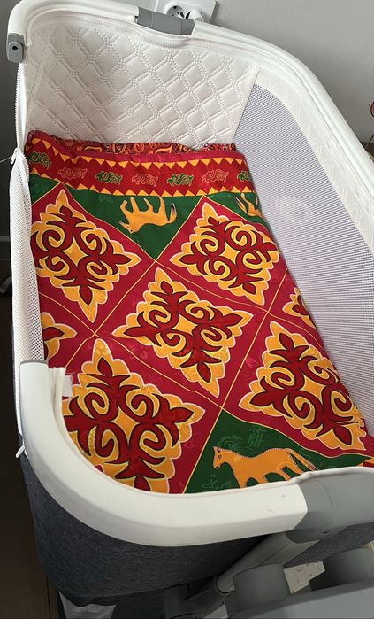 Продам детский манеж кровать