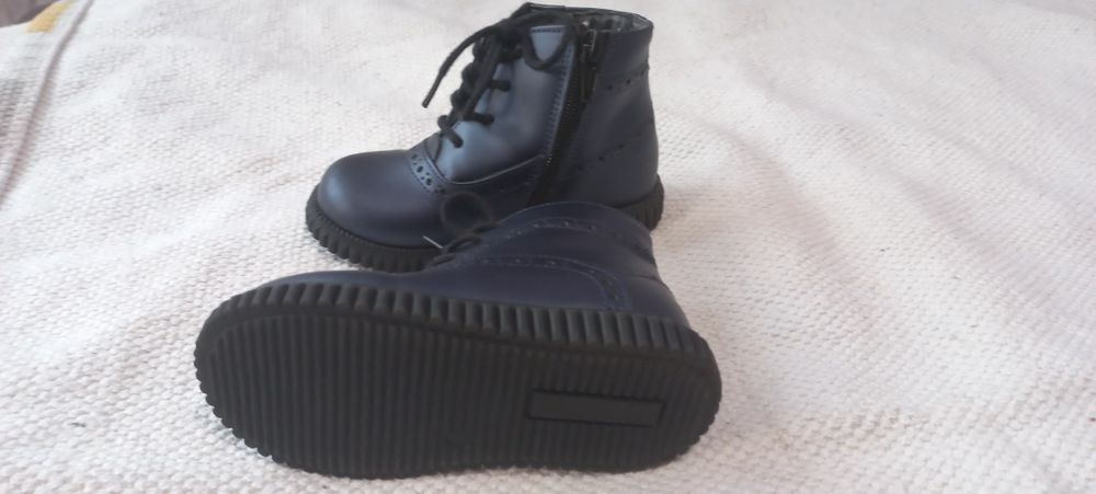 Încălțăminte 2-3 ani