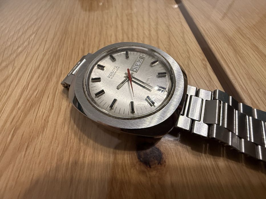 Швейцарски винтидж часовник PROVITA (Automatic)