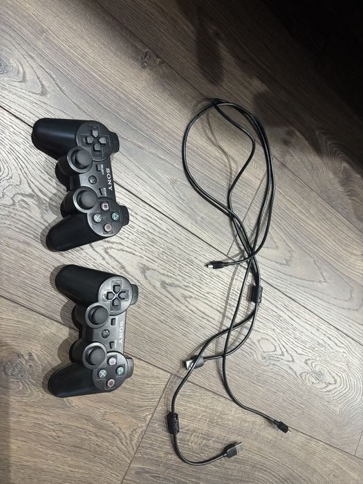 PS3 Slim 500GB.