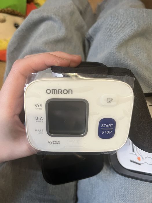 Тонометр Omron для измерения давления