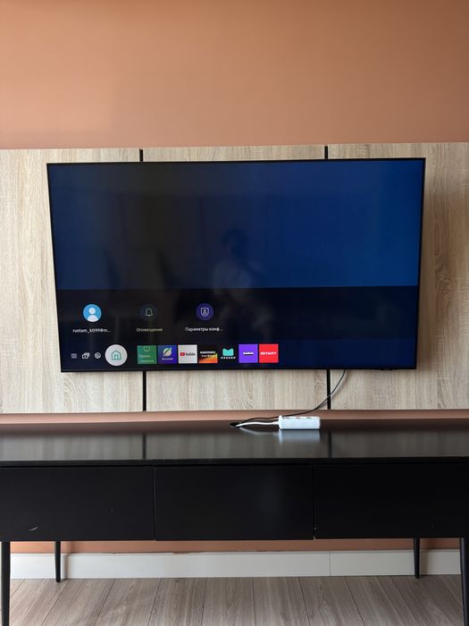 Samsung QLED 65 4K Smart TV