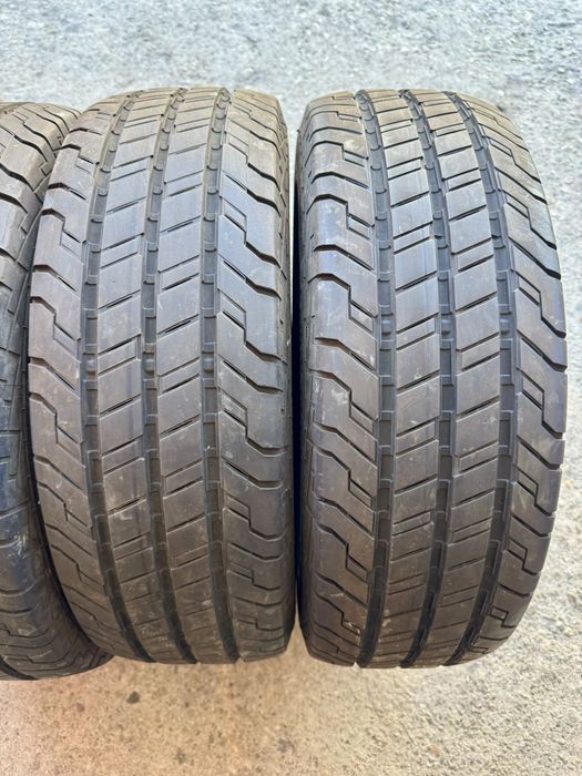 4 броя Летни Гуми 215/70/15C 109/107S CONTINENTAL ДОТ: 0620