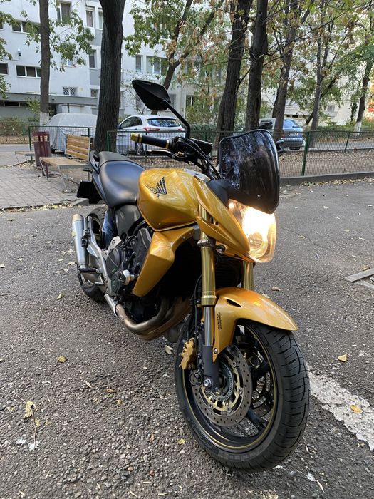 Honda hornet  600