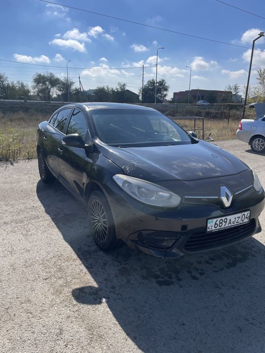 продам RENAULT FLUENCE 2015г