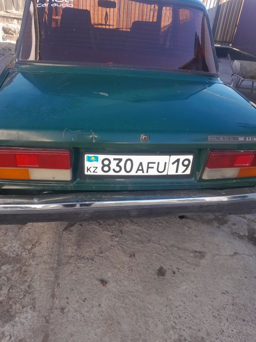 Продам машину ..