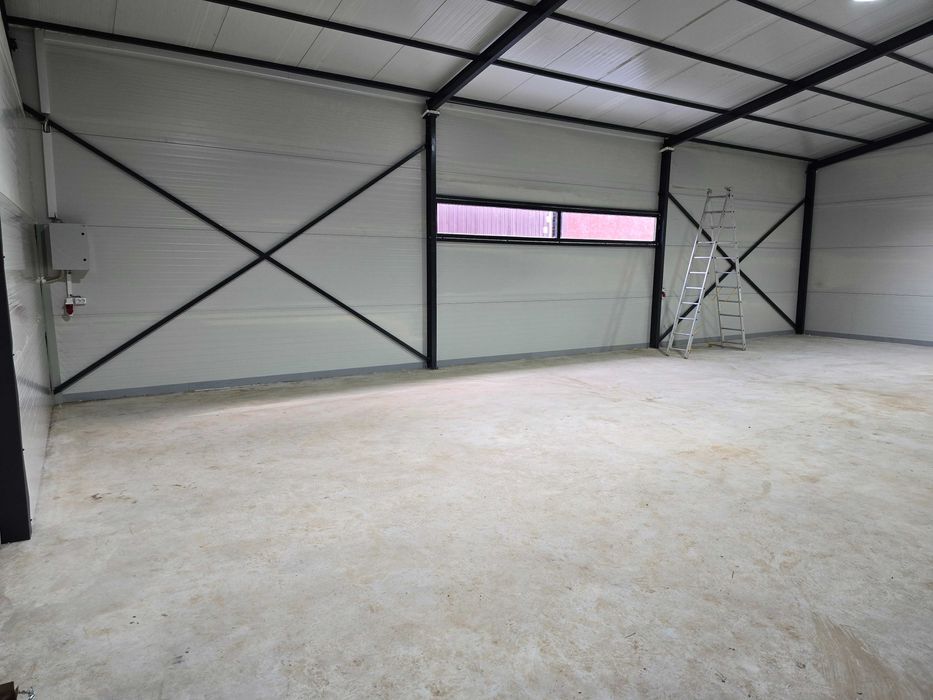 Închiriez hală Filipeștii de Pădure