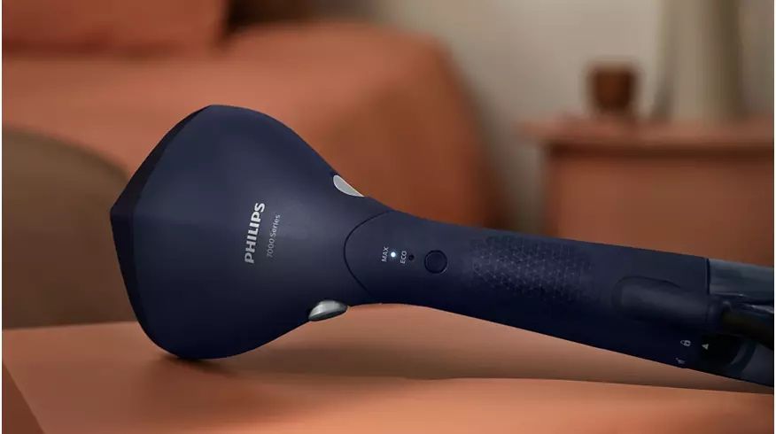 Ръчен уред за гладене с пара Philips 7000