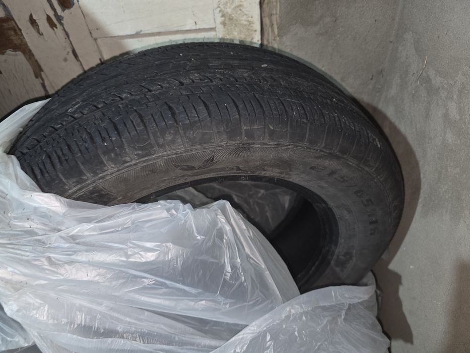 Шыина 215/65/16.