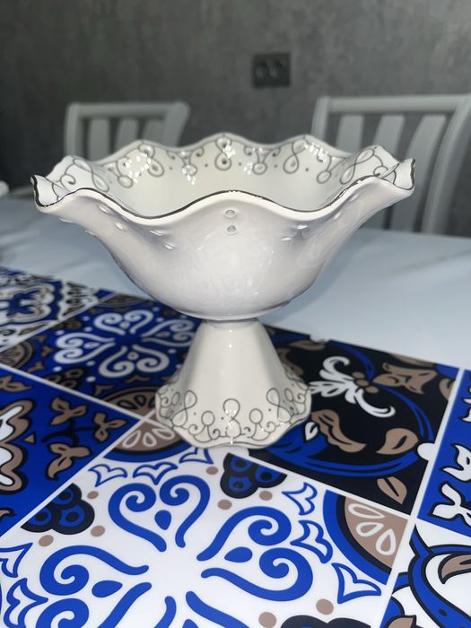 Продам вазы, конфетницы и стаканы